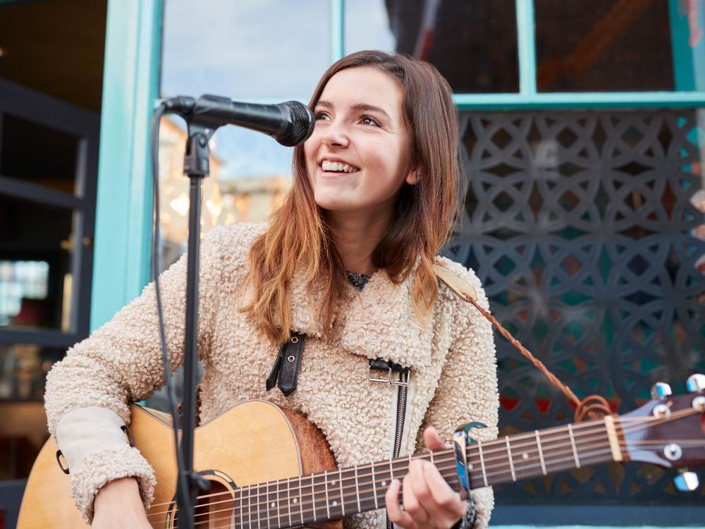 Mulheres na Música: Novo Relatório do Ecad Destaca Avanços na Participação Feminina na Indústria Musical